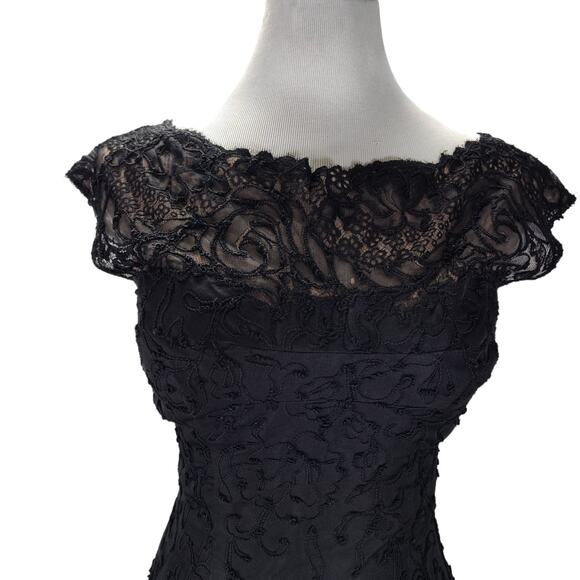 Vintage 50s Boat Neck Cocktail Dress Size 6 Black Embroidered Knee Length - Picture 5 of 16